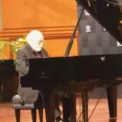 【回顾】2017优德88亚洲音乐奖学金-四川音乐学院颁奖仪式暨优德88海外艺术家彼得·多纳赫钢琴独奏音乐会圆满结束！